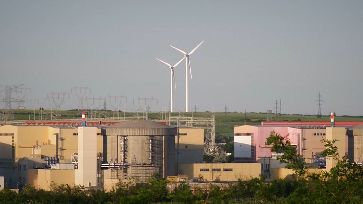 Nuclear vs renewable, the debate dividing Romania’s green transition