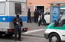 الشرطة الامانية تداهم مسجد الإرشاد في برلين، 30 أبريل 2020