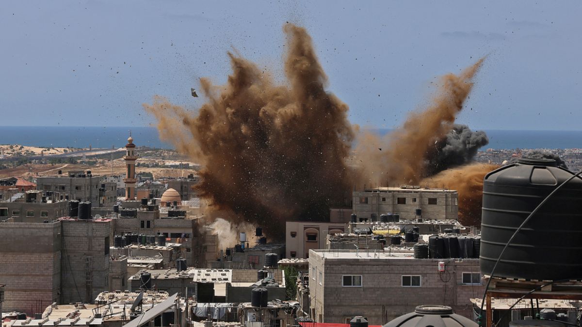 قصف إسرائيلي استهدف رفح في قطاع غزة