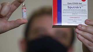 Vacina russa já é produzida no Brasil