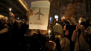 Düşürülen Ukrayna uçağında ölenler Tahran'da anıldı