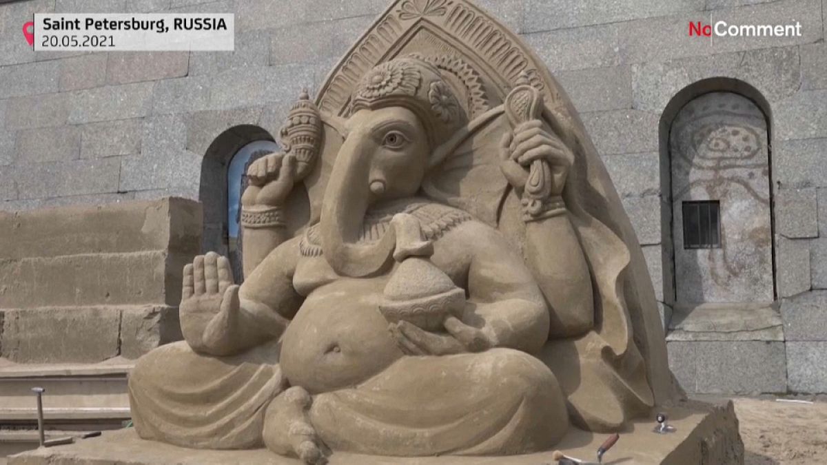 Les sculptures de sable à Saint-Petersbourg 