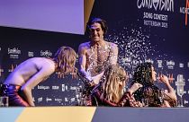 Eurovision Şarkı Yarışması'nın birincisi İtalyan Maneskin rock grubunun solisti Damiano David, kokain kullandığı yönündeki iddiaları yalanladı