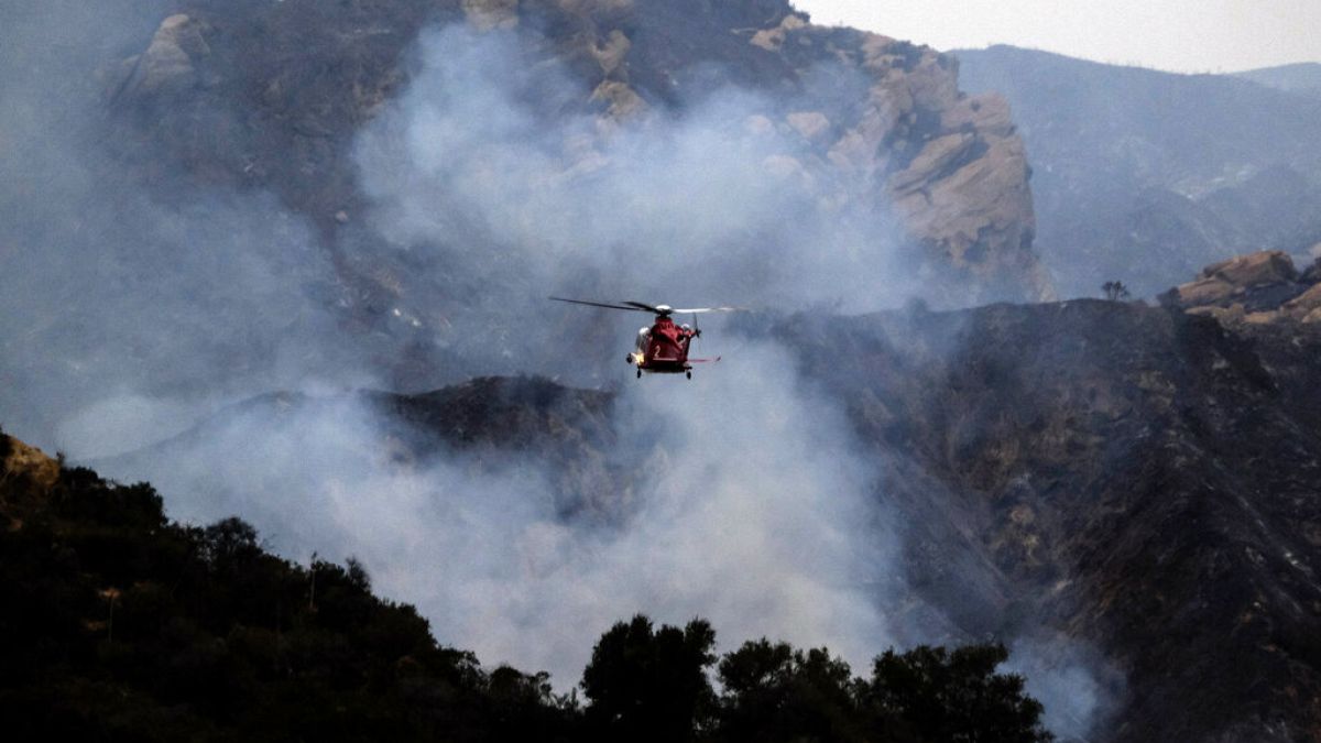 La stagione secca riporta la minaccia degli incendi in California