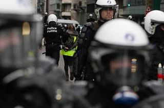 ایست و بازرسی پلیس