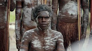 High Ground, l'histoire des Aborigènes australiens racontée par Simon Baker