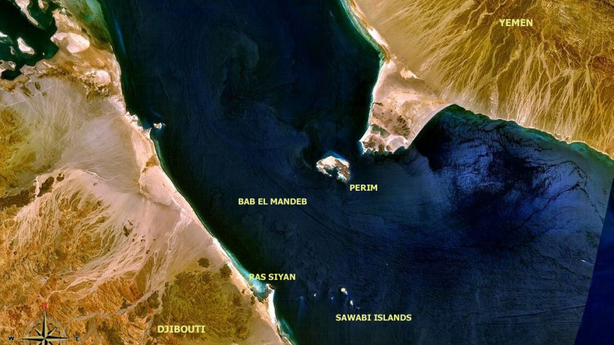 جزيرة بريم، المعروفة أيضا باسم ميون، في مضيق باب المندب.