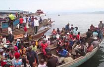 Residents escape Goma by boat amid eruption fears