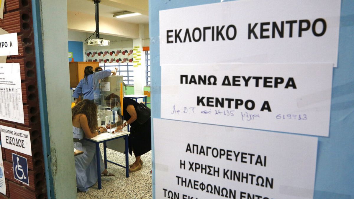 Partido conservador DISY reeleito para controlar Parlamento cipriota