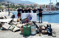 Η ομάδα εθελοντών δυτών της οργάνωσης We Dive We Clean στην Κεφαλονιά