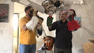 Marionetas para fazer sorrir crianças palestinianas