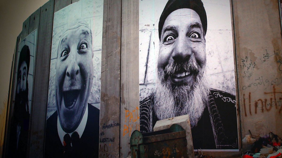 "A másik ember ugyanúgy taxisofőr" - utcai művész képei a Saatchi Galériában