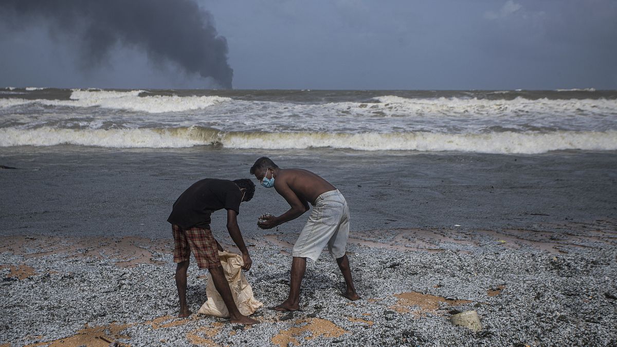 Súlyos környezetszennyezés Srí Lanka partjainál