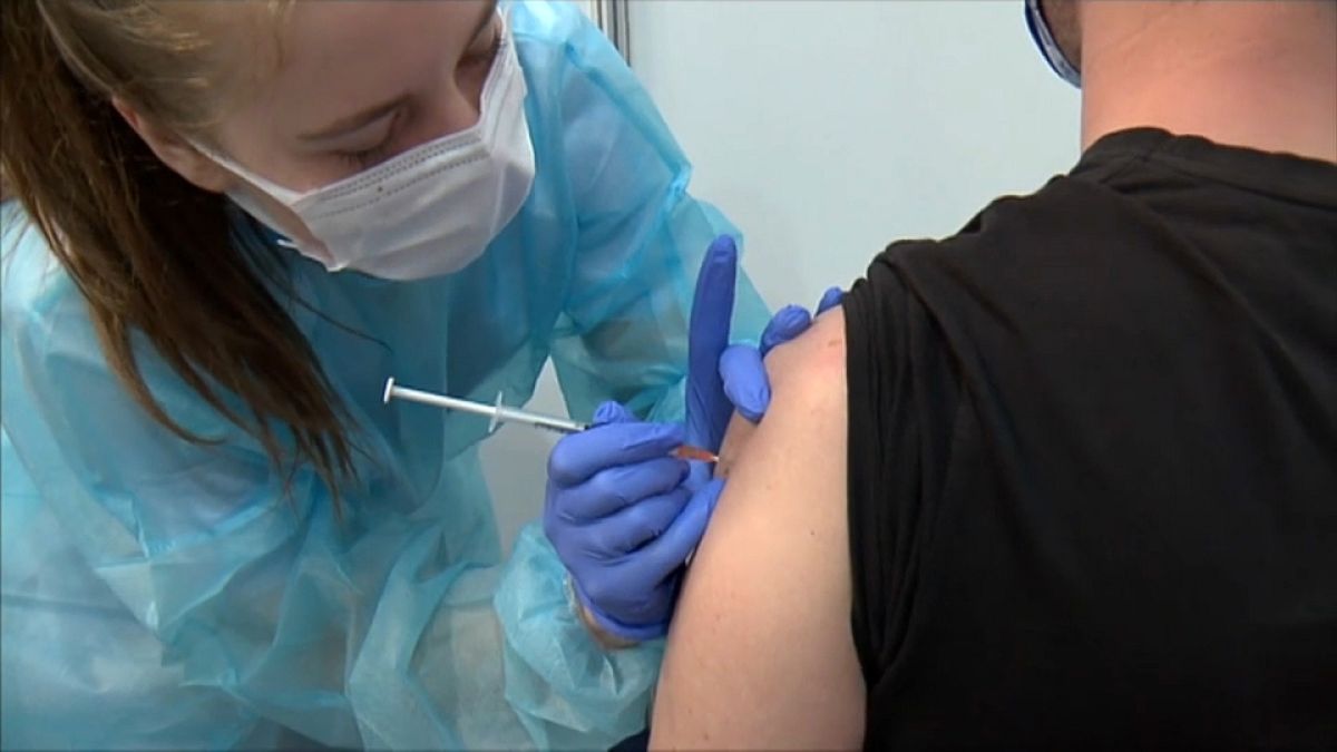 Impfpolitik in Europa - WHO lässt chinesischen Sinovac-Impfstoff zu