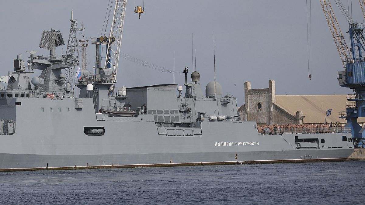 سفينة حربية روسية في ميناء بورتسودان في شباط/فبراير 2021