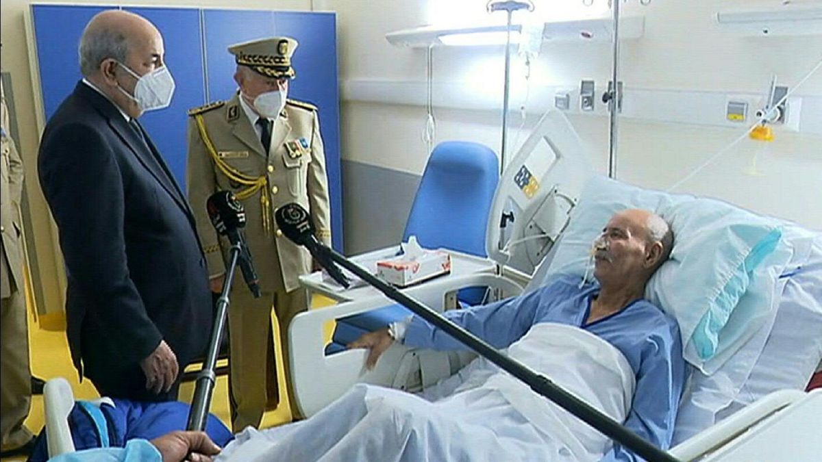 الرئيس الجزائري عبد المجيد تبون يزور زعيم حركة البوليساريو في المستشفى بعد عودته من إسبانيا