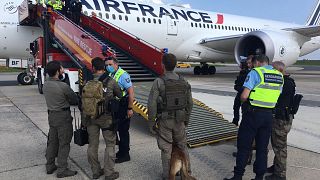 Paris : aucun engin explosif trouvé à bord de l'avion en provenance du Tchad
