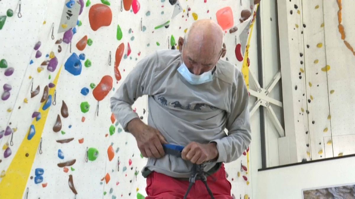 Der 98 Jahre alte schweizer Bergsteiger Marcel Rémy
