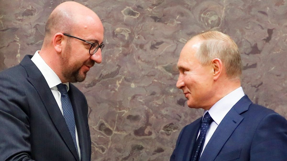 AB Konseyi Başkanı Charles Michel ve Rusya Devlet Başkanı Vladimir Putin (Arşiv, 2018)