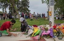 Mémorial improvisé pour la famille tuée à London, Ontario, Canada, 7 juin 2021
