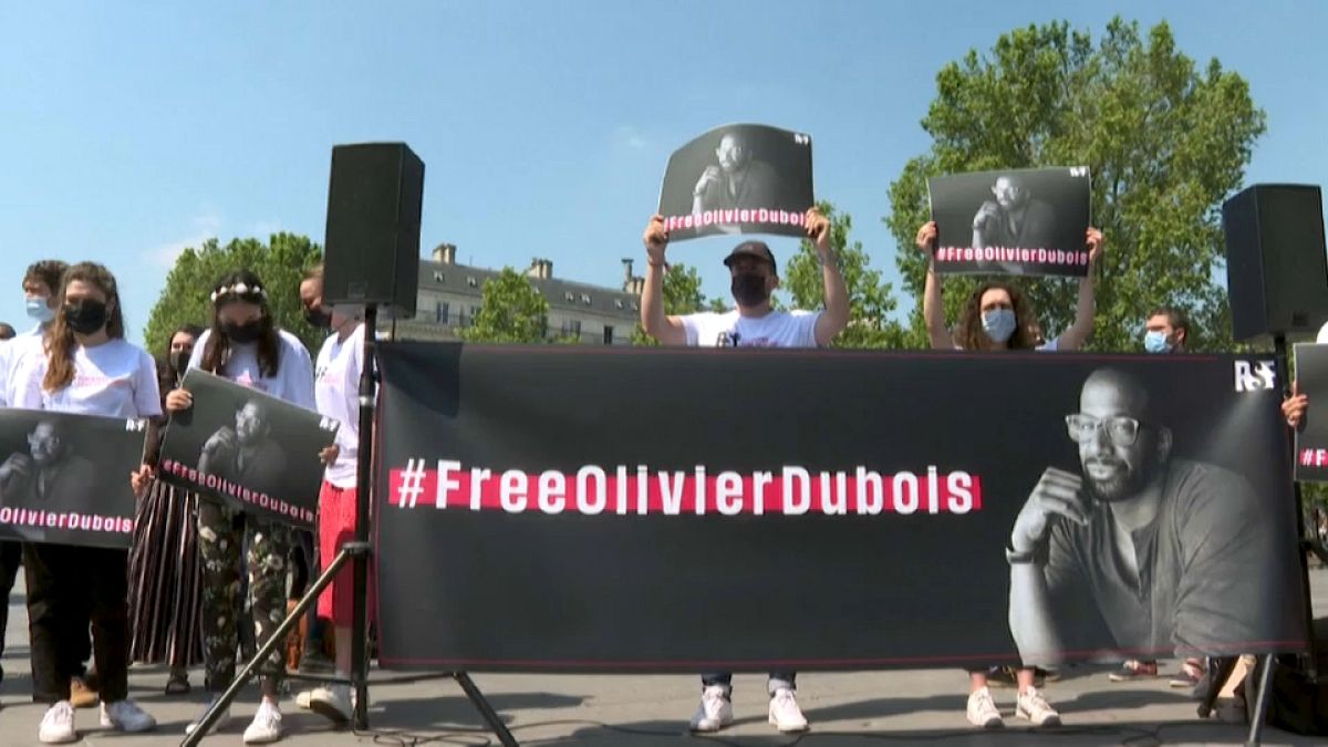 Manifestation pour la libération du journaliste Olivier Dubois