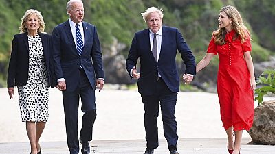 Joe Biden e Boris Johnson con le First Ladies Jill e Carrie, a Carbis Bay
