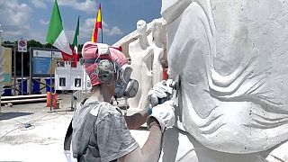 Toscânia: Escultores homenageiam vítimas mundiais da Covid-19