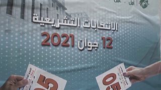 Les Algériens mitigés à l'approche des élections législatives