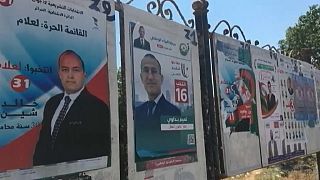 Algérie/élections: le régime en quête de légitimité sur fond de répression