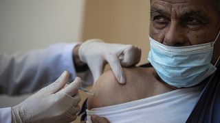 Gazze'de Sputnik V aşısı olan bir Filistinli / Arşiv