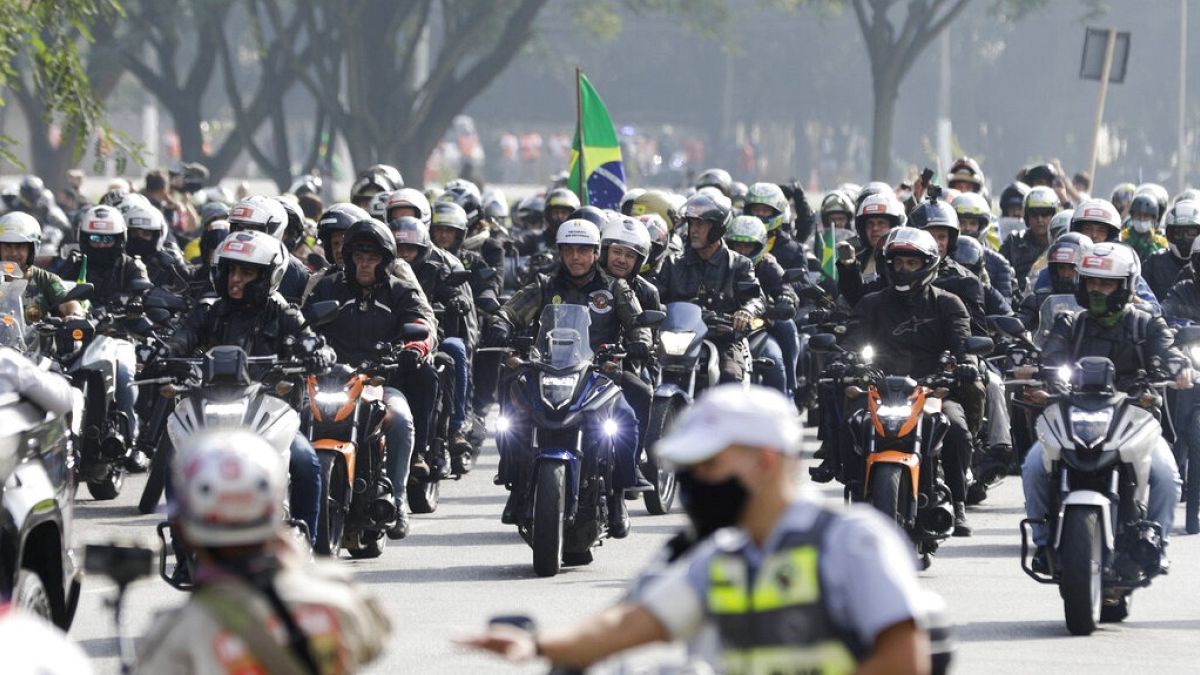 Motoros felvonulás Sao Paulóban