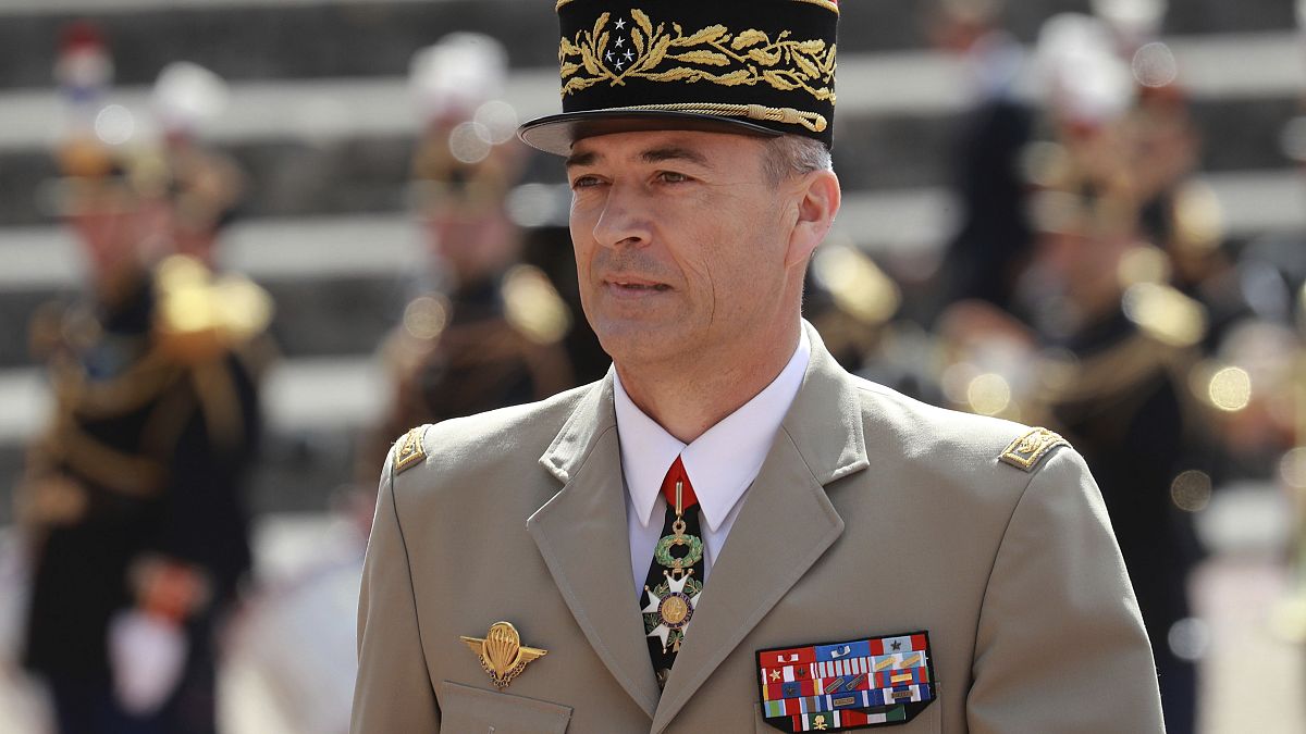 Le général Thierry Burkhard va succéder au général Lecointre à la tête des armées françaises