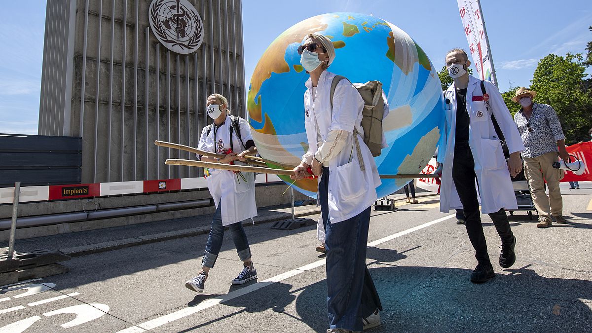 Pesticides de synthèse, loi CO2, lutte contre le terrorisme : les résultats des votations en Suisse
