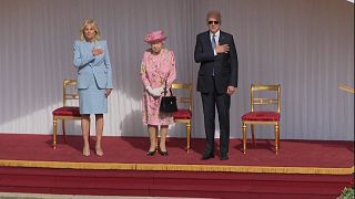 Isabel II recebe presidente dos Estados Unidos