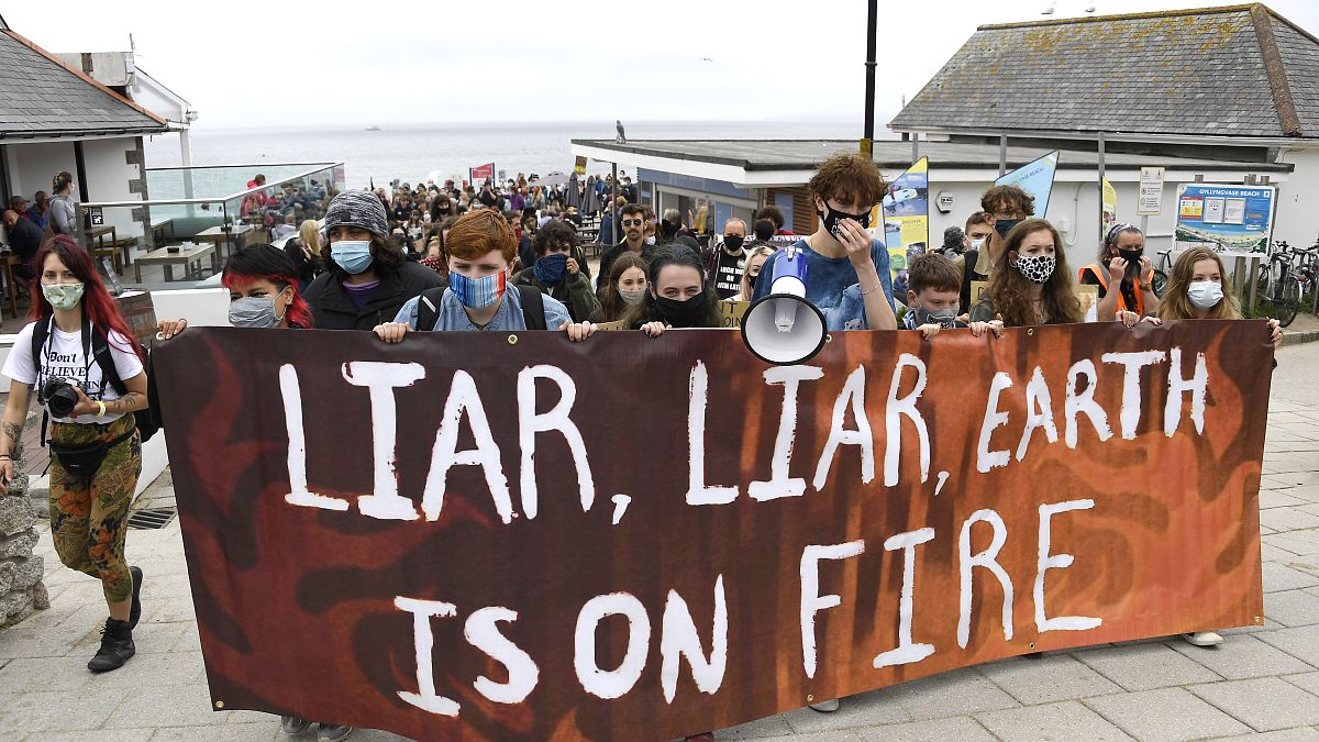نشطاء يتظاهرون جنوب إنجلترا لأجل المناخ. 2021/06/11 