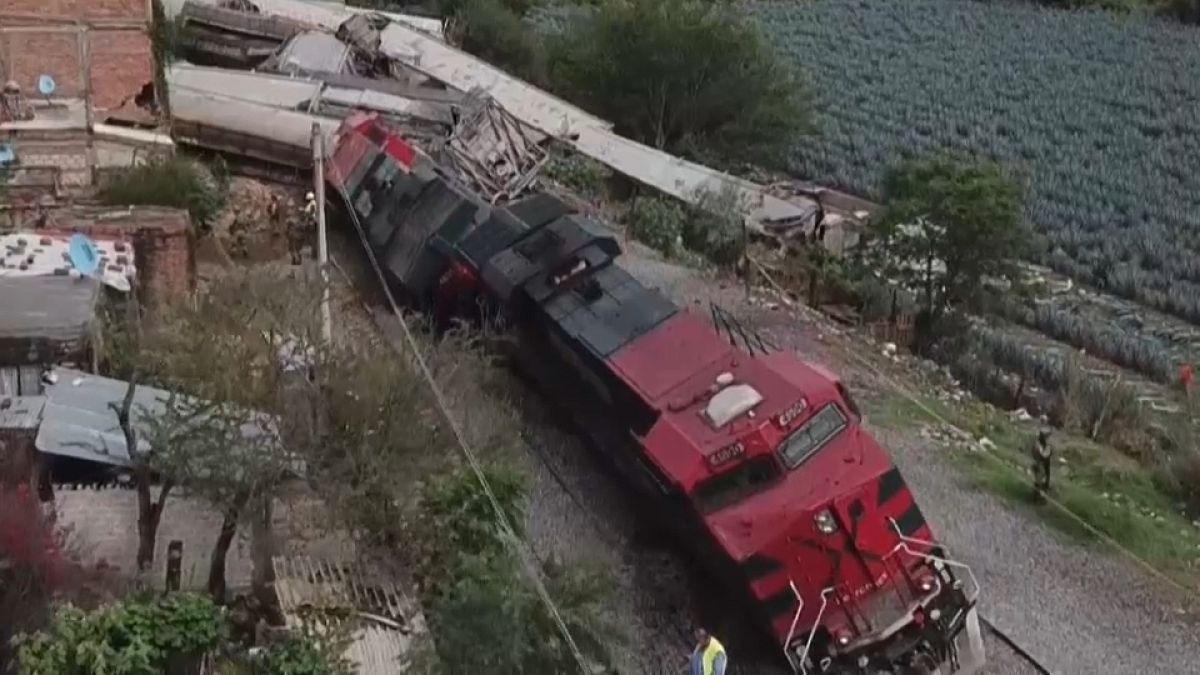 Descarrilamiento de un tren en México