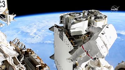 Thomas Pesquet dans l'espace, lors de sa sortie spatiale hors de l'ISS, le 16 juin 2021 