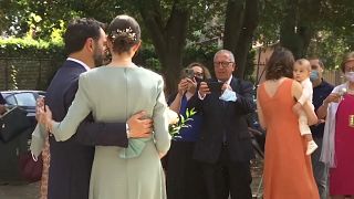 Посткоронавирусная свадьба: итальянским парам разрешили снова устраивать церемонии
