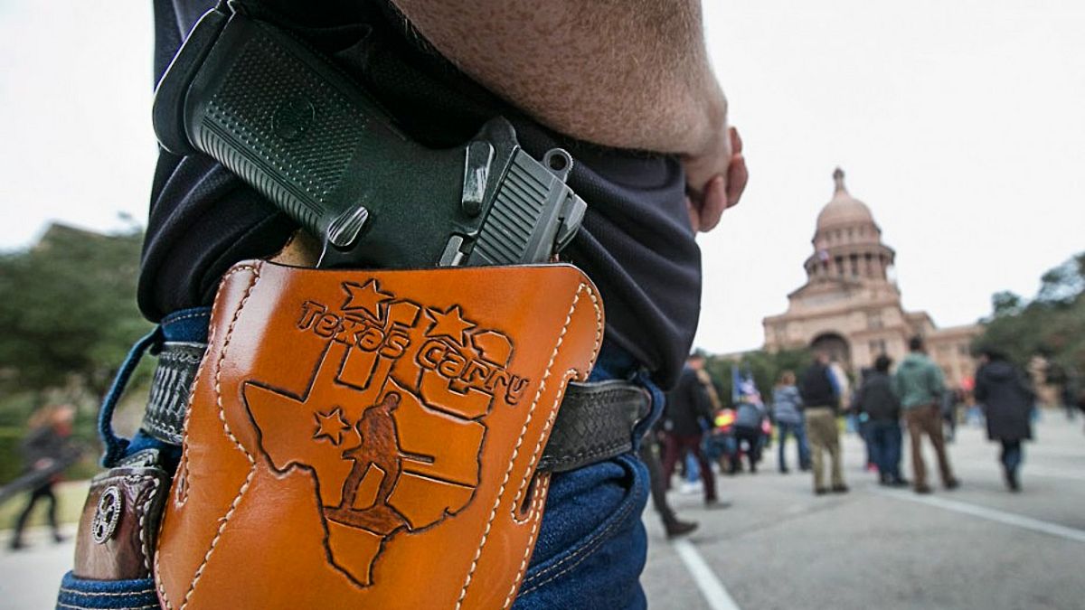 Teksas'a silah taşıyan bir birey