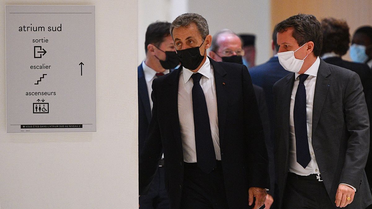 Прокуратура потребовала еще полгода тюрьмы для Николя Саркози