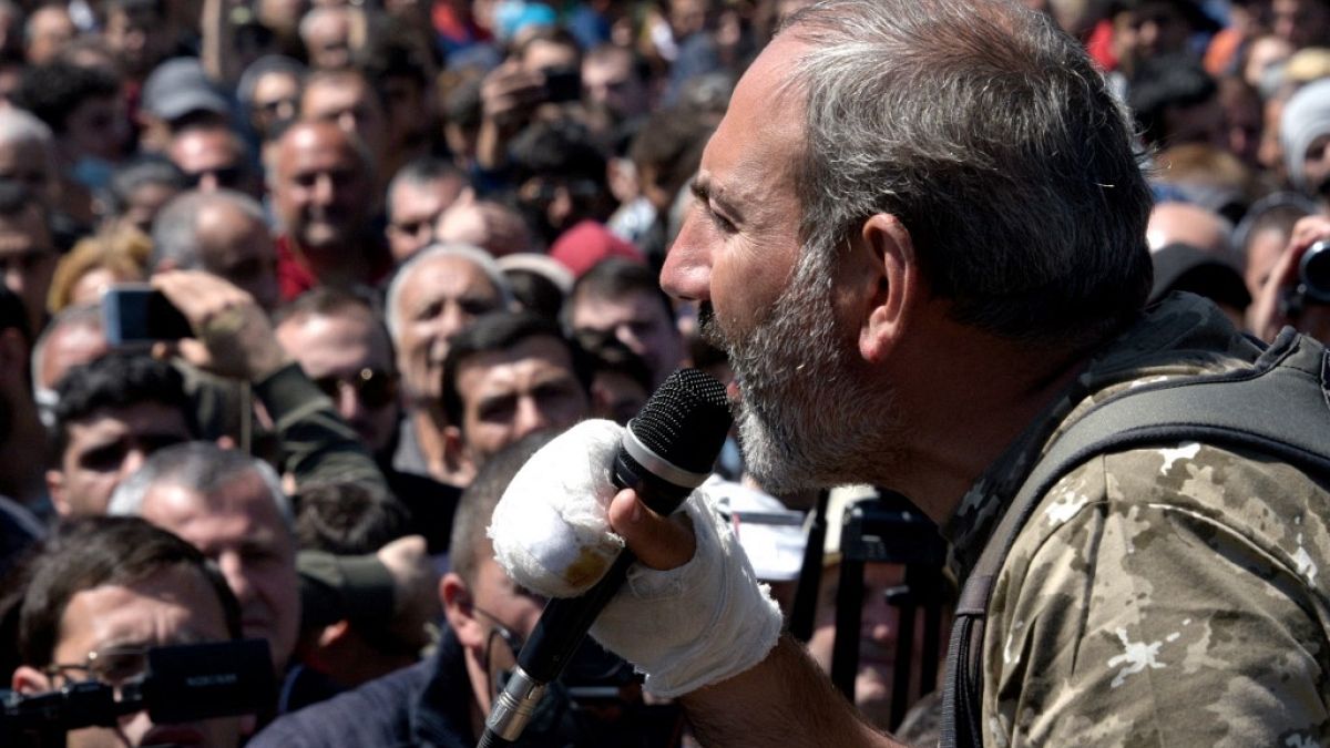 A photo taken on April 17, 2018 shows opposition leader Nikol Pashinyan speaking during an opposition rally in central Yerevan