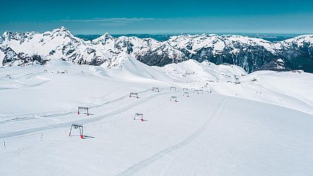 The Deux Alpes glacier awaits skiers all summer long.