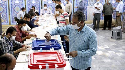 Ein Wahllokal in Teheran