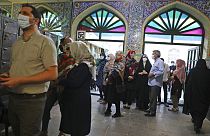 Szavazóhelyiség Iránban