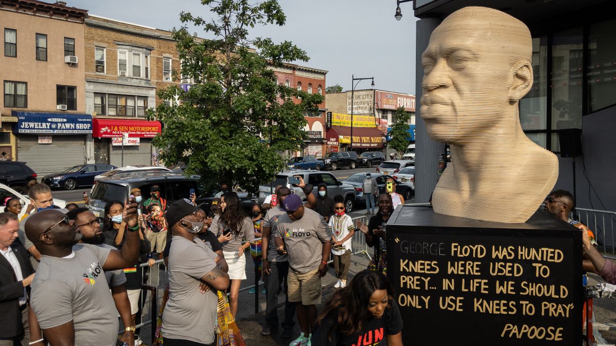 Monumento pelas "vidas negras" inaugurado em Brooklyn