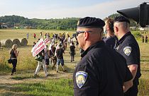 İnsan hakları savunucuları, AB'nin göç politikasını protesto etmek için Balkanlar'da sınır kapattı