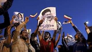 Des partisans de Raïssi célébrant sa victoire à Téhéran, le 19 juin 2021.