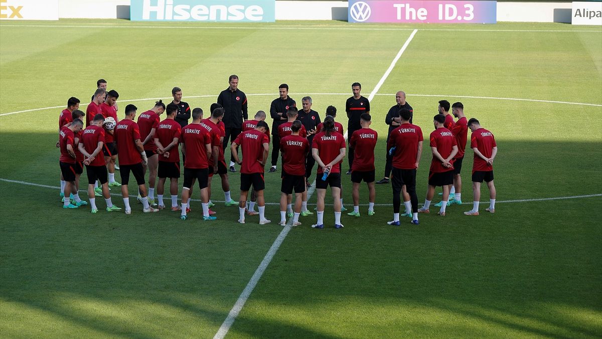 Türkiye Milli Takımı, İsviçre maçı hazırlıklarını tamamladı