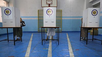 Szoros eredményt hozhat az örmény választás