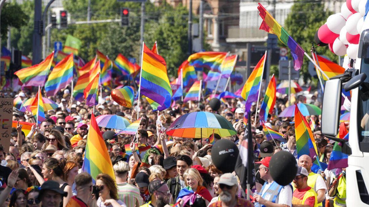 Pride Parade in Polen - Symbolbild zum Streit um die Regenbogenfarben